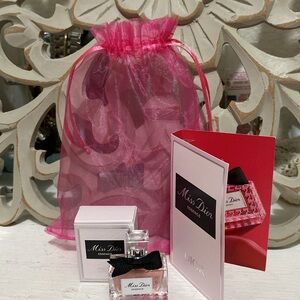 Dior Miss Dior Essence Set with Pink Accents